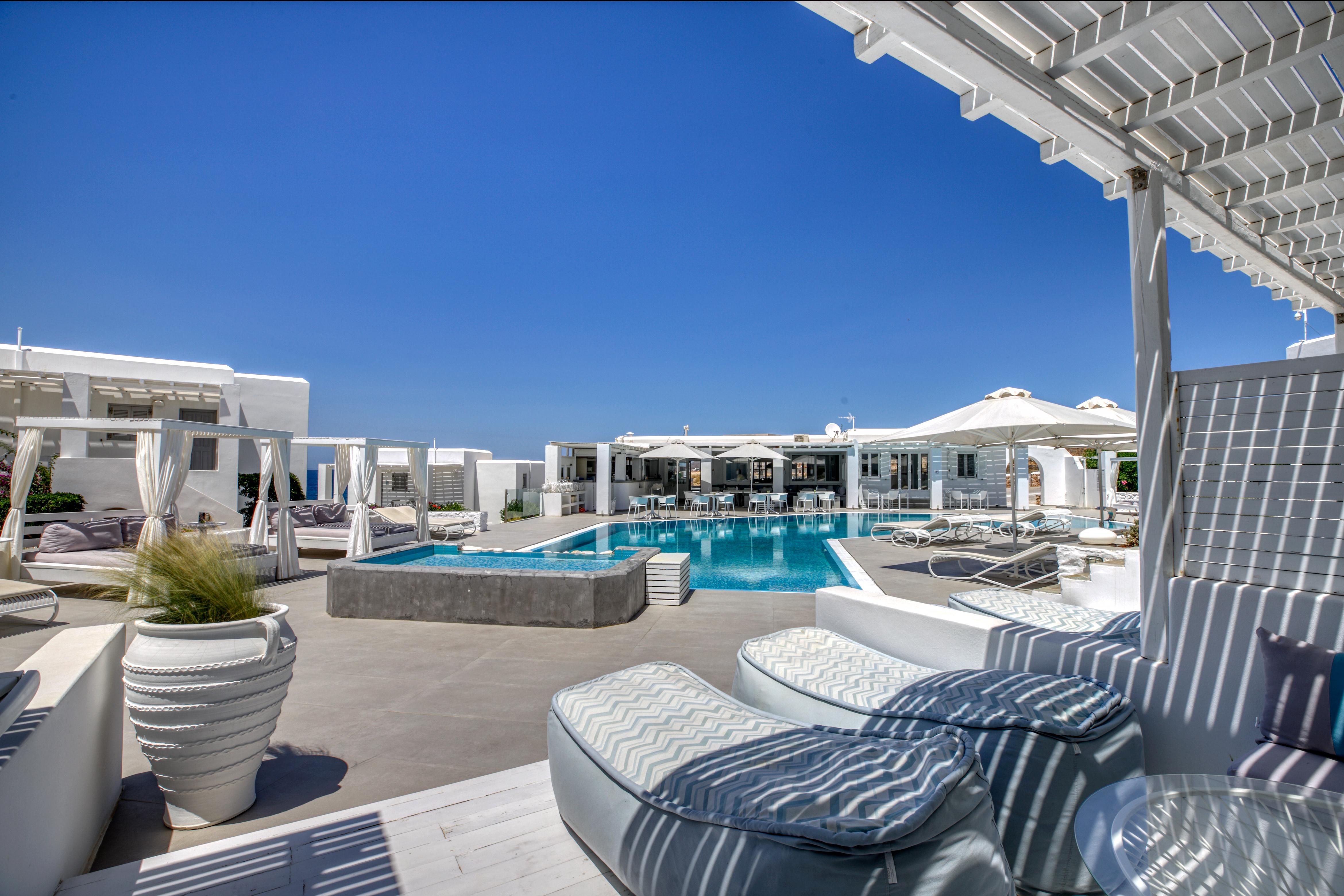 Andronis Minois Hotel Parasporos Exterior photo