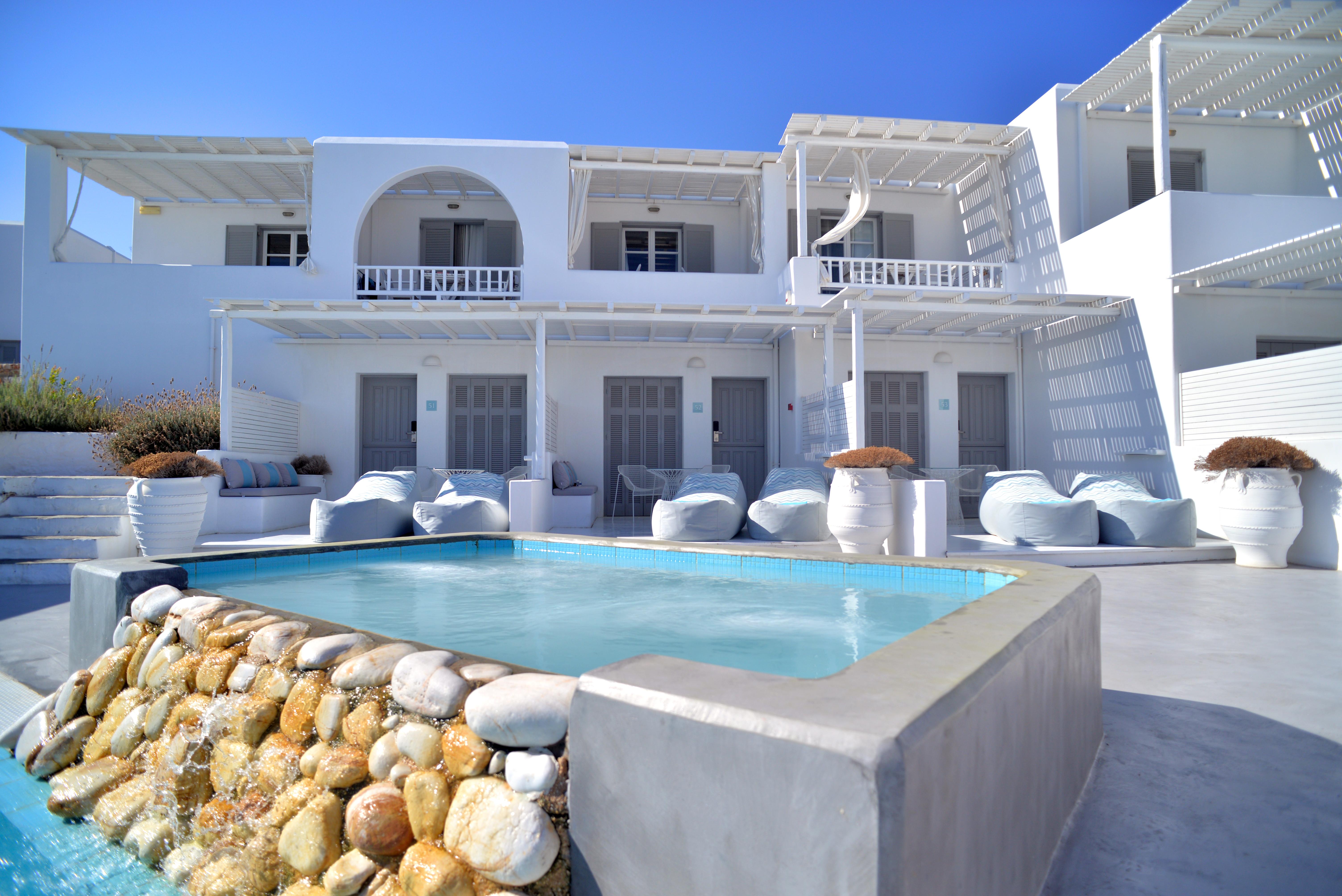 Andronis Minois Hotel Parasporos Exterior photo