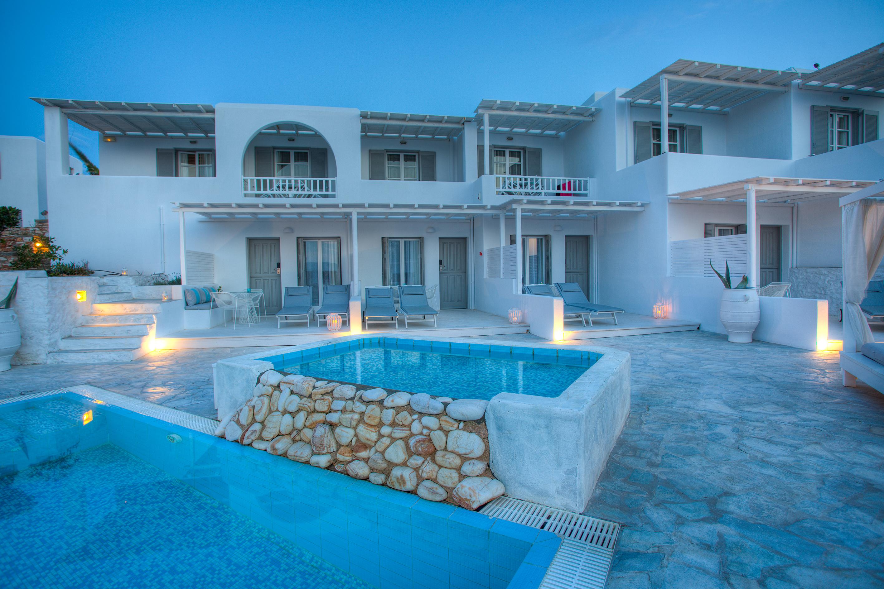 Andronis Minois Hotel Parasporos Exterior photo