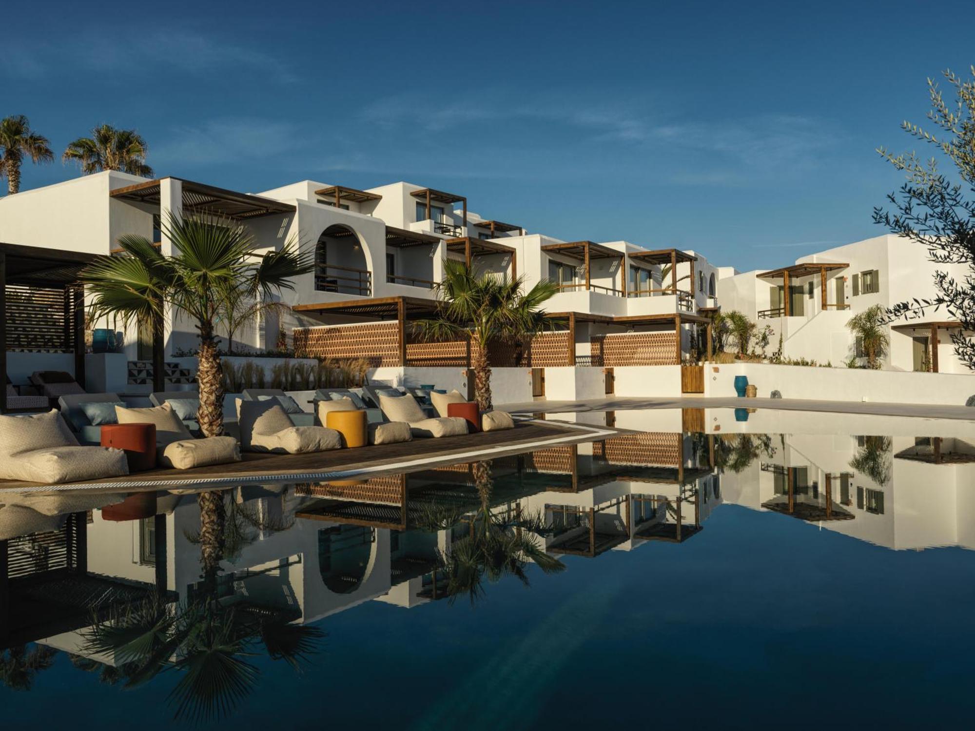 Andronis Minois Hotel Parasporos Exterior photo